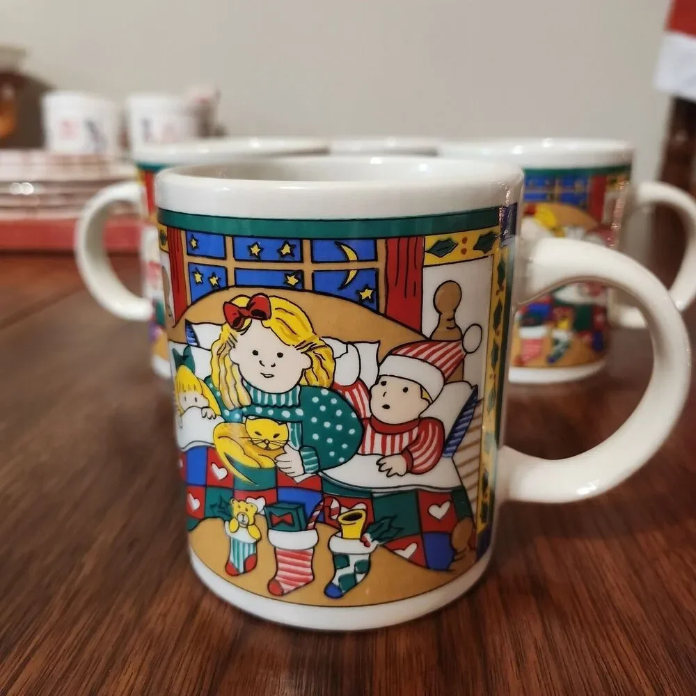 Set of 4 Vintage Gibson Christmas Coffee Cup Mug 8 oz Christmas Cat